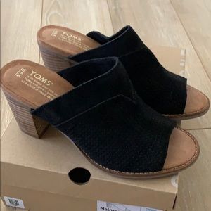 Toms Mule Sandals